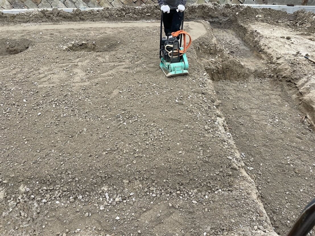 神戸市永田天神エリアにおいて、待望の3棟の新築基礎工事が着工