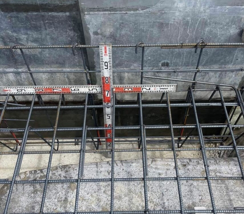 神戸市垂水区上高丸にて進行中の建設現場についてお知らせいたし