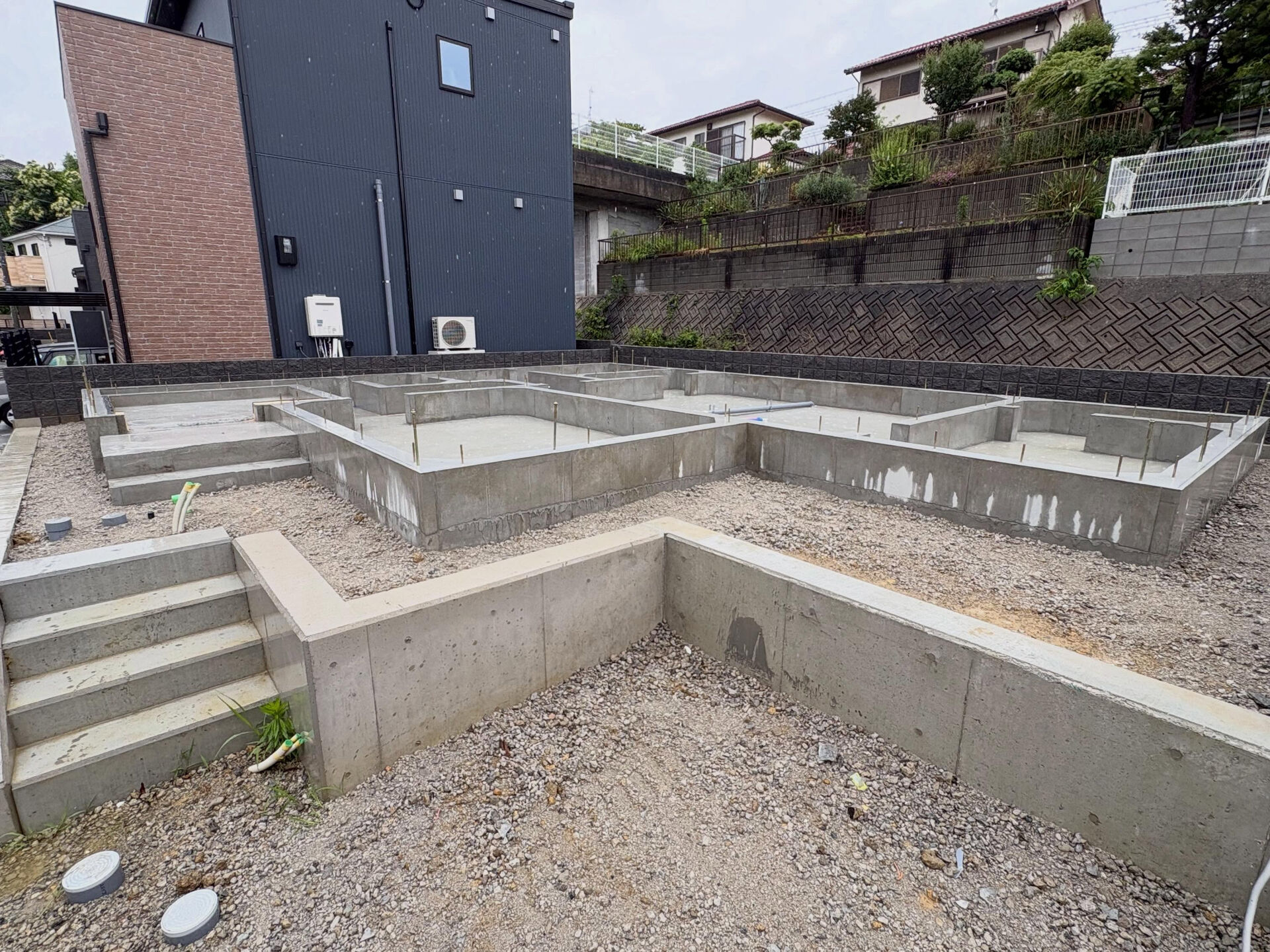 基礎工事が終了しました
