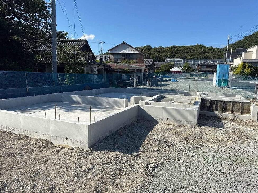 基礎工事が無事に完了しました