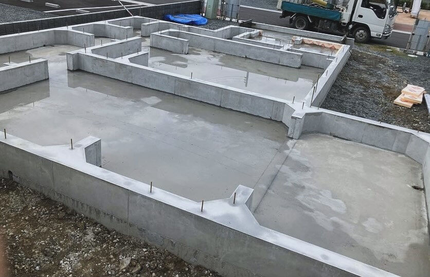 明石市に位置する大型団地の基礎の建設がこの度、二棟無事に完成