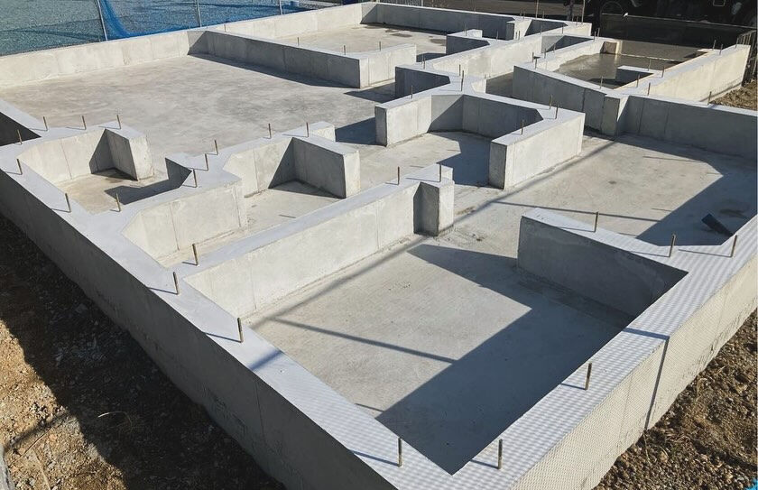 明石市に位置する大型団地の基礎の建設がこの度、二棟無事に完成