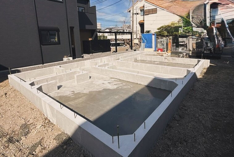 神戸市須磨区にて進行中の建築プロジェクトの基礎工事が無事完了