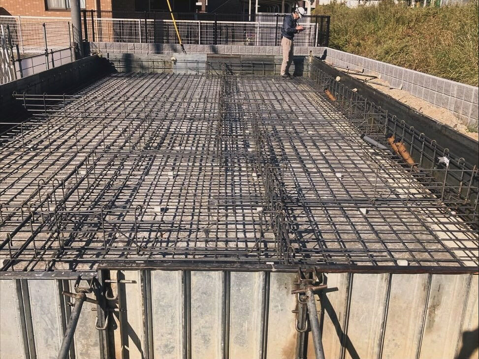 明石市に位置する大型団地において、2棟の建物の基礎部分に関す