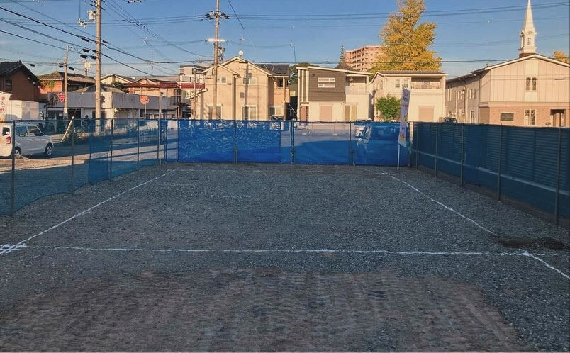 明石市、加古川市、そして神戸市垂水区での3棟の建築が同時に着
