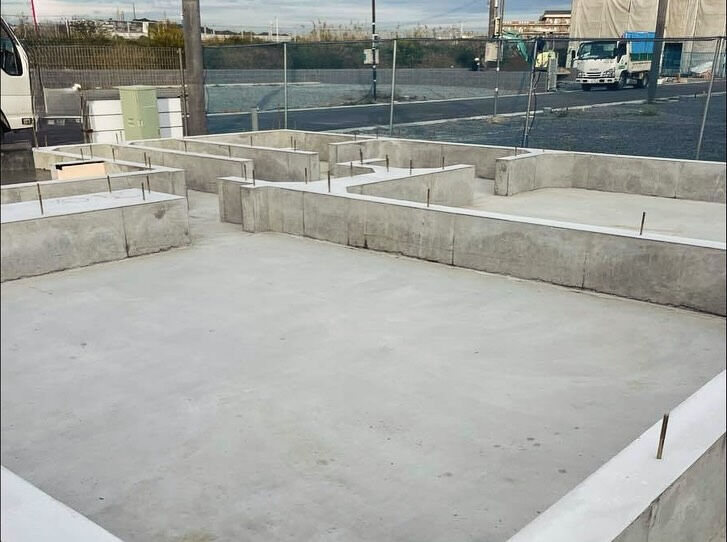 明石市の大型団地2棟現場における基礎工事が無事に完了し、素晴