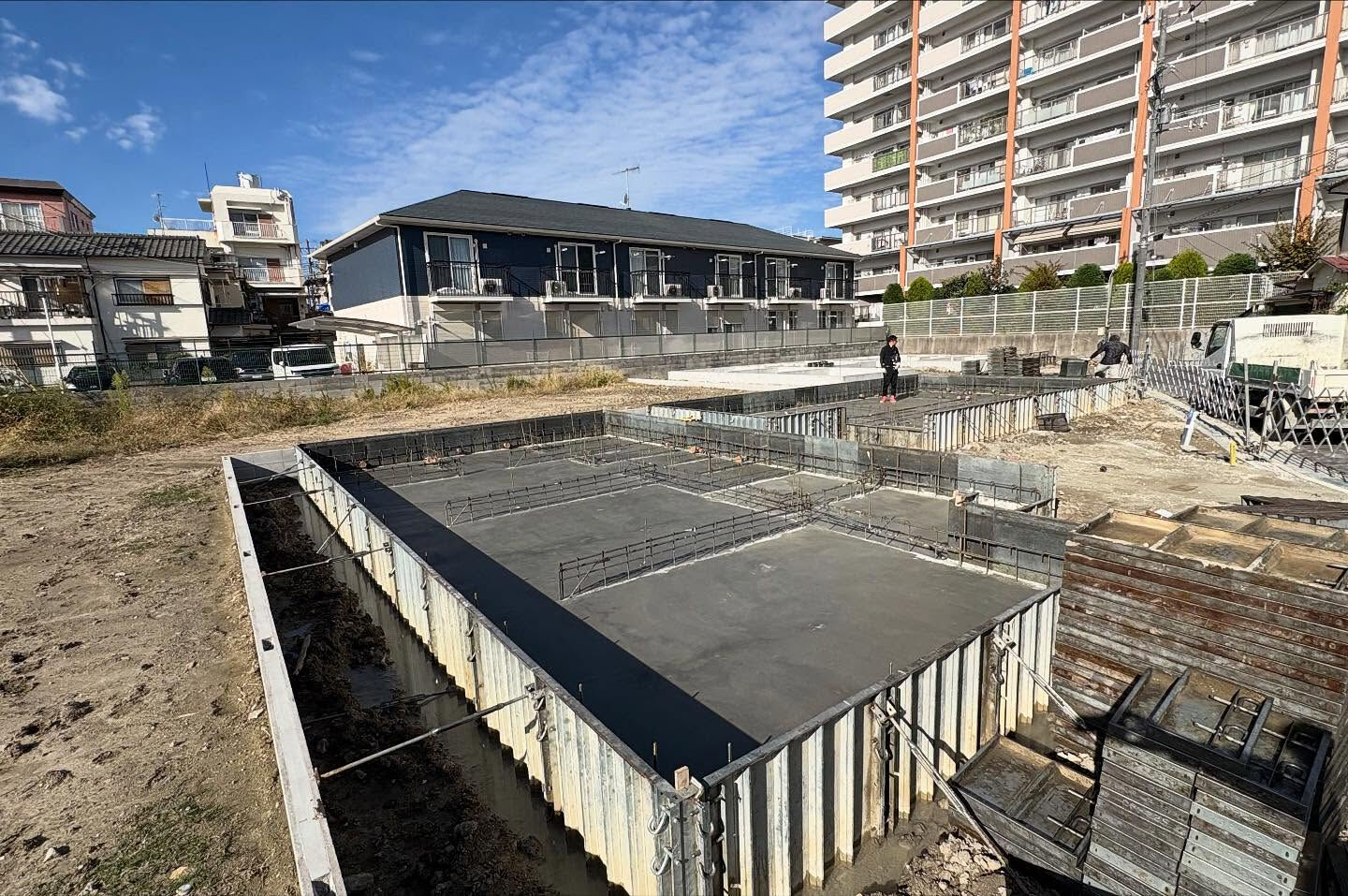 神戸市塩屋町で進行中の4棟現場についてお知らせいたします