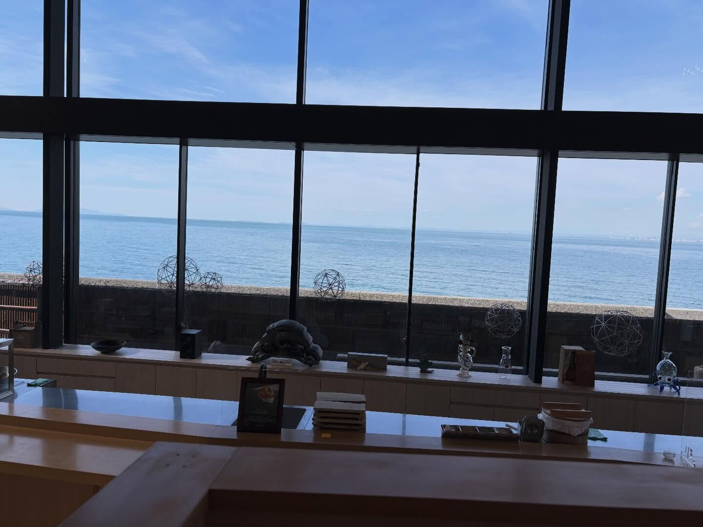 私たちは年末の忘年会を兼ねて、ゴルフを楽しむため徳島県を訪れ