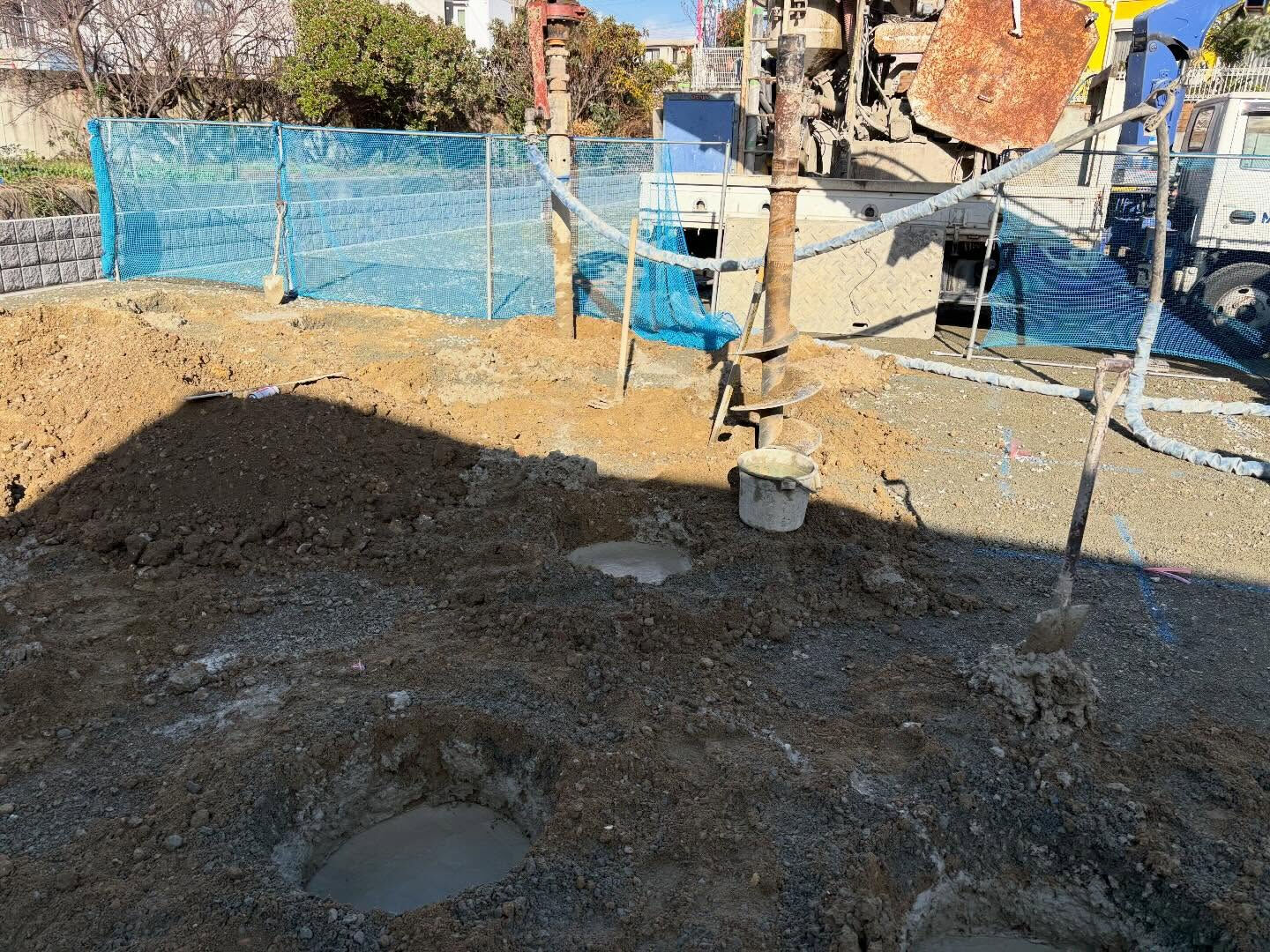 西明石の現場では、家屋の建設前に地盤の強度を確認するための地