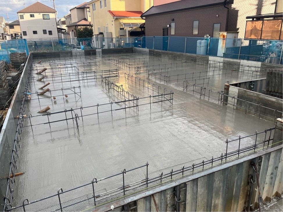 加古川市に位置する新しい注文住宅の基礎工事現場を訪れました