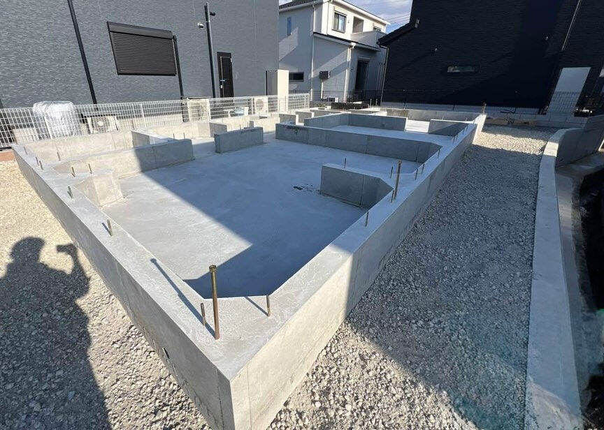 加古川市土山に位置する団地プロジェクトでは、建設が着々と進ん