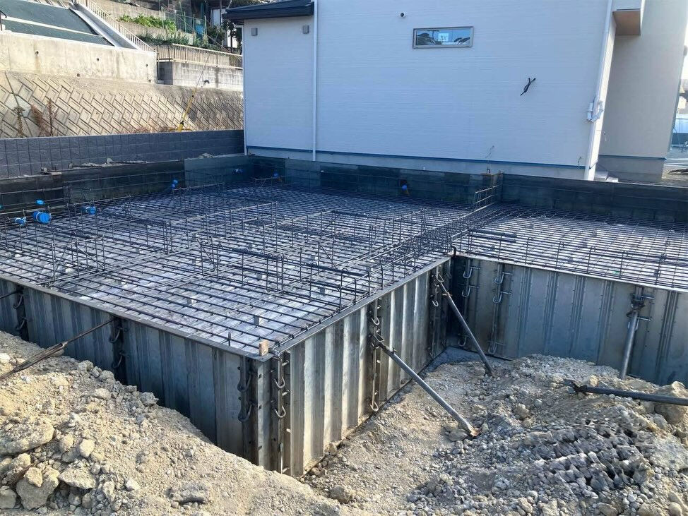 兵庫県明石市大久保町に位置する大型団地で、建設工事が順調に進