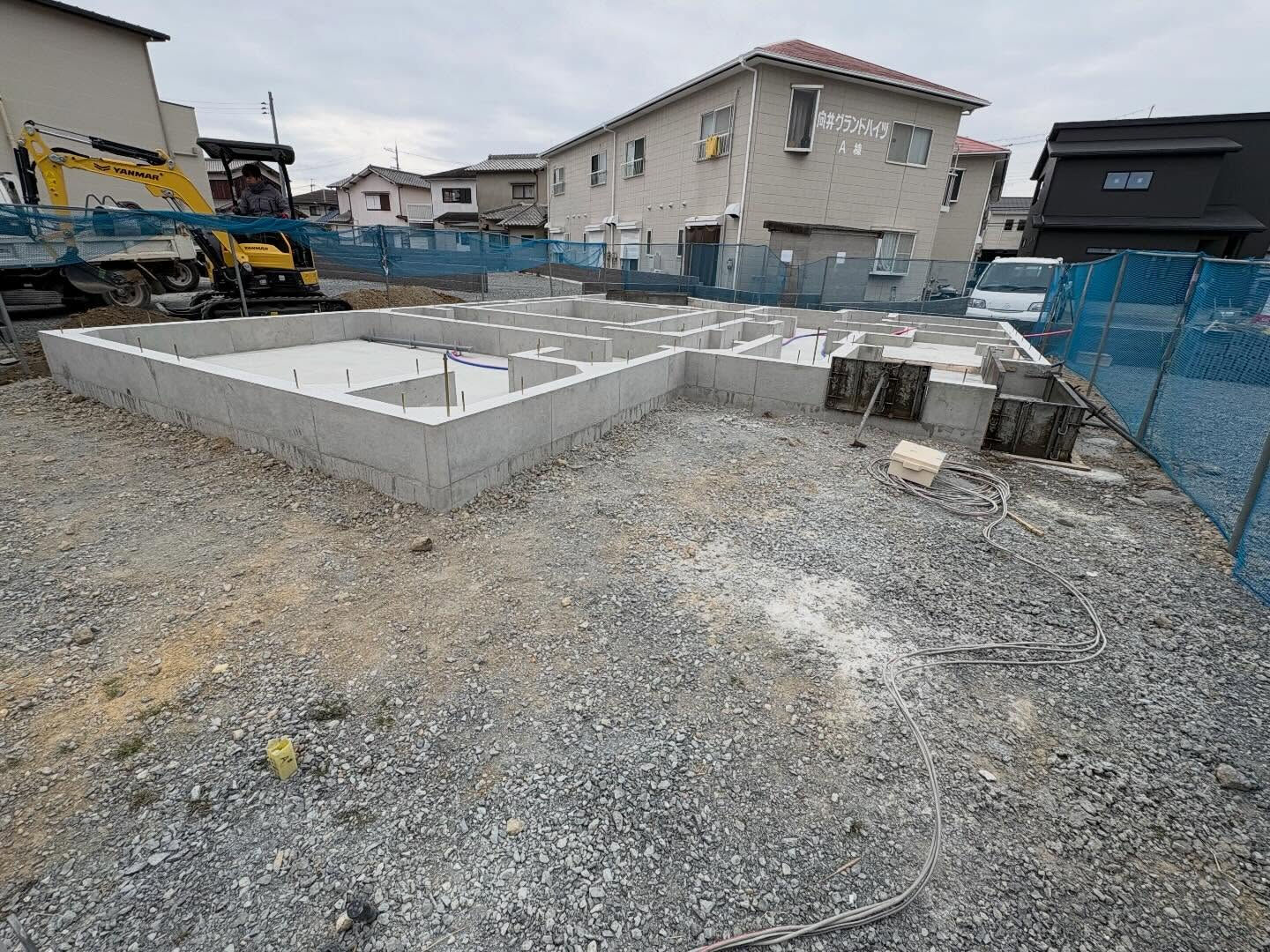 明石市江井島での基礎工事が無事に完了いたしました