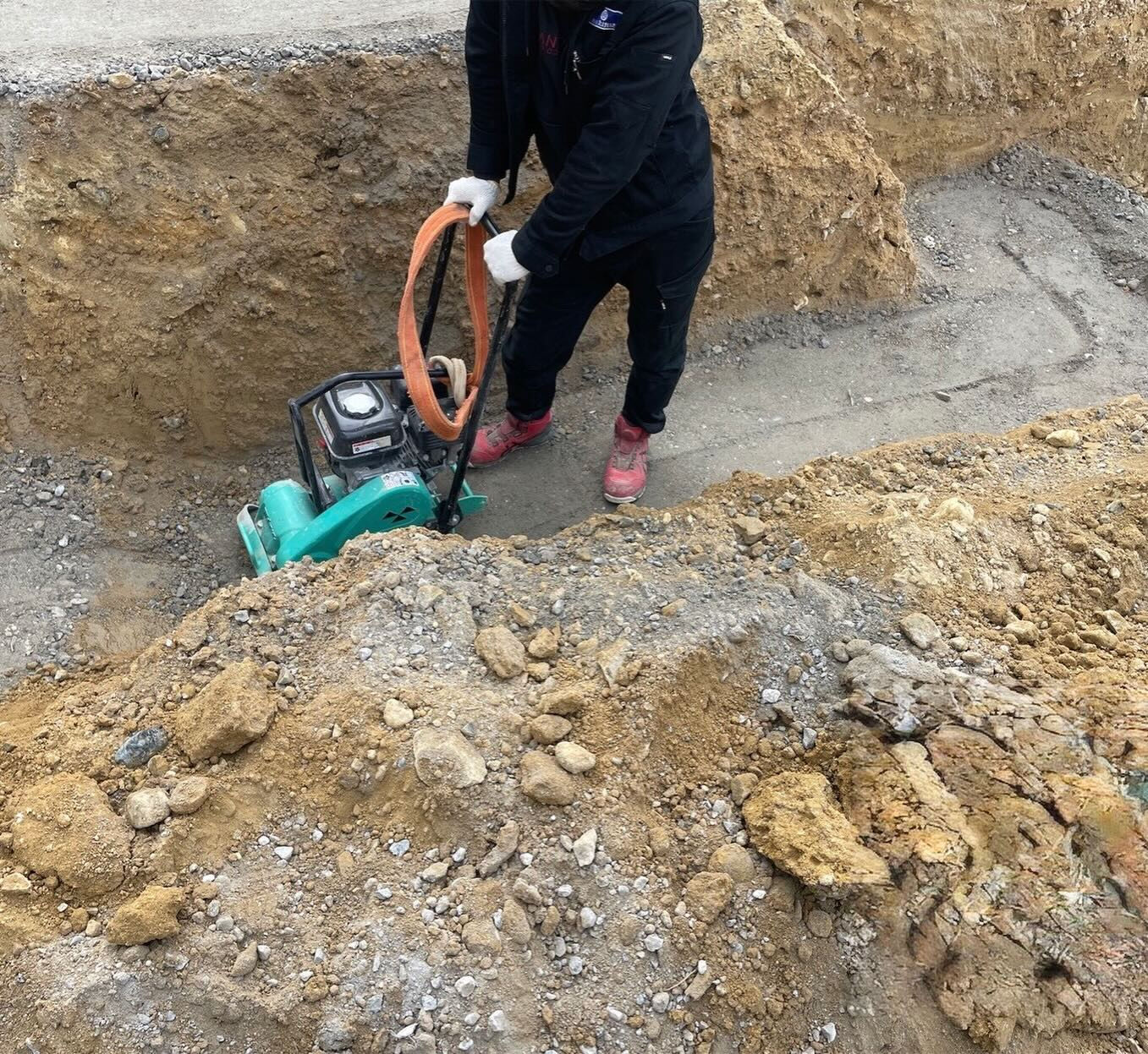 神戸市垂水区本多聞の住宅地では、地域の地形特性に対応するため