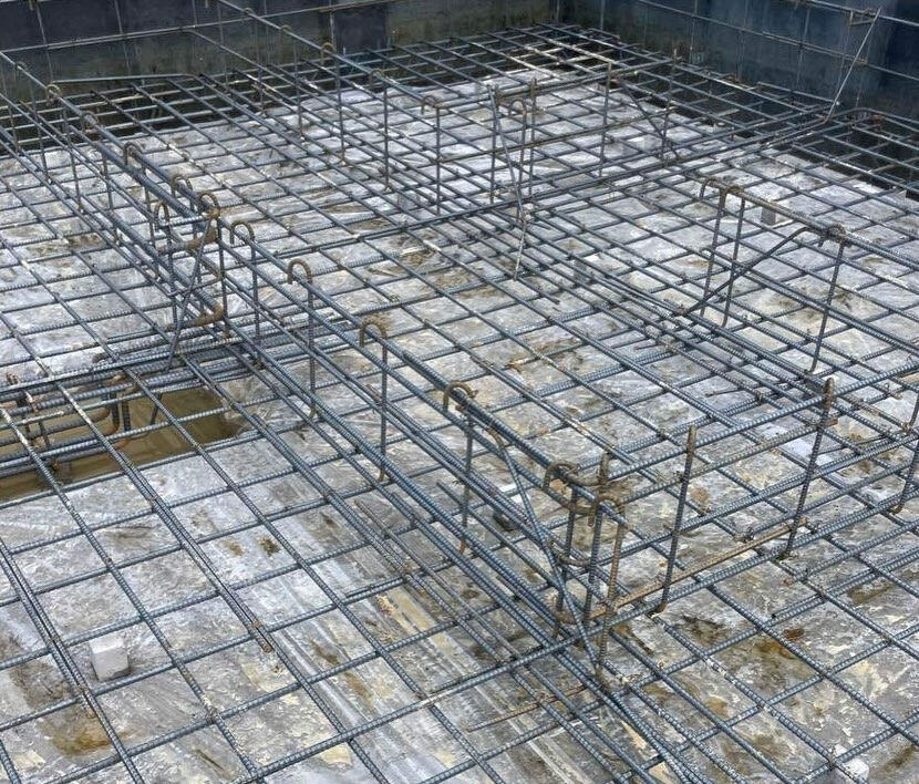 神戸市垂水区青山台の建設現場において、各工程が順調に進んでお