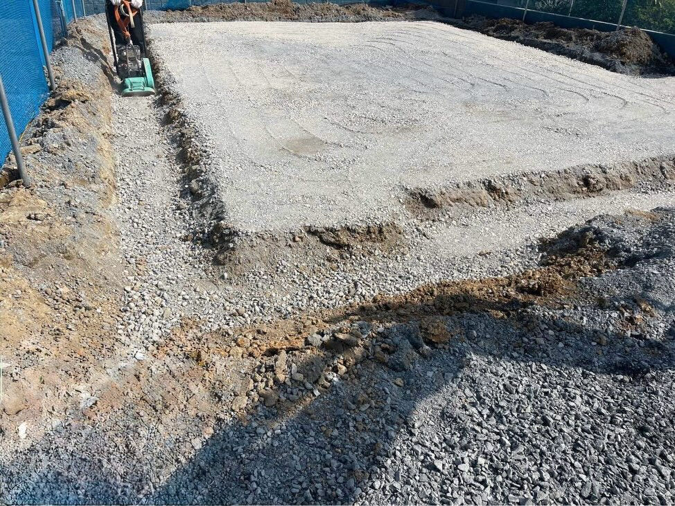 先日、魚住町金ヶ崎および明石市大久保町において新築の基礎工事