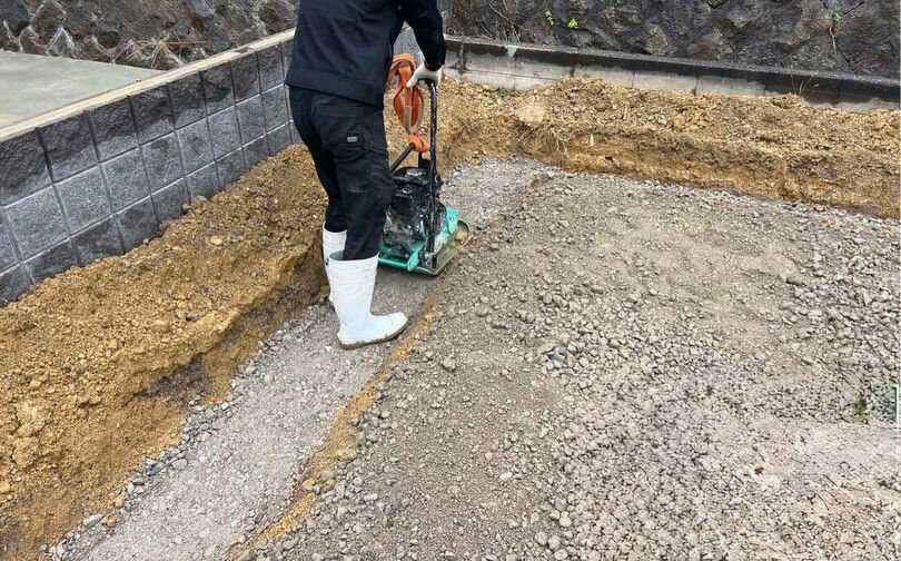 神戸市垂水区青山台に位置する、2棟の新築住宅の基礎工事がいよ