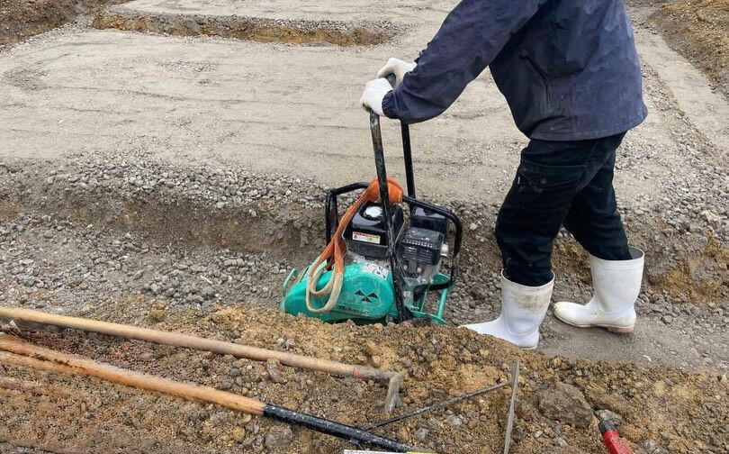 神戸市垂水区青山台に位置する、2棟の新築住宅の基礎工事がいよ